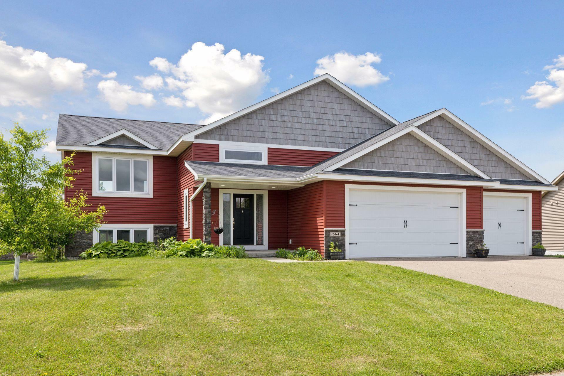 Property Photo: 1664 Otter Way WI 54017