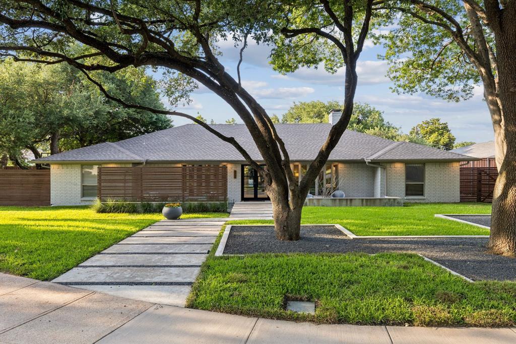 Property Photo:  7339 Meadow Oaks Drive  TX 75230 