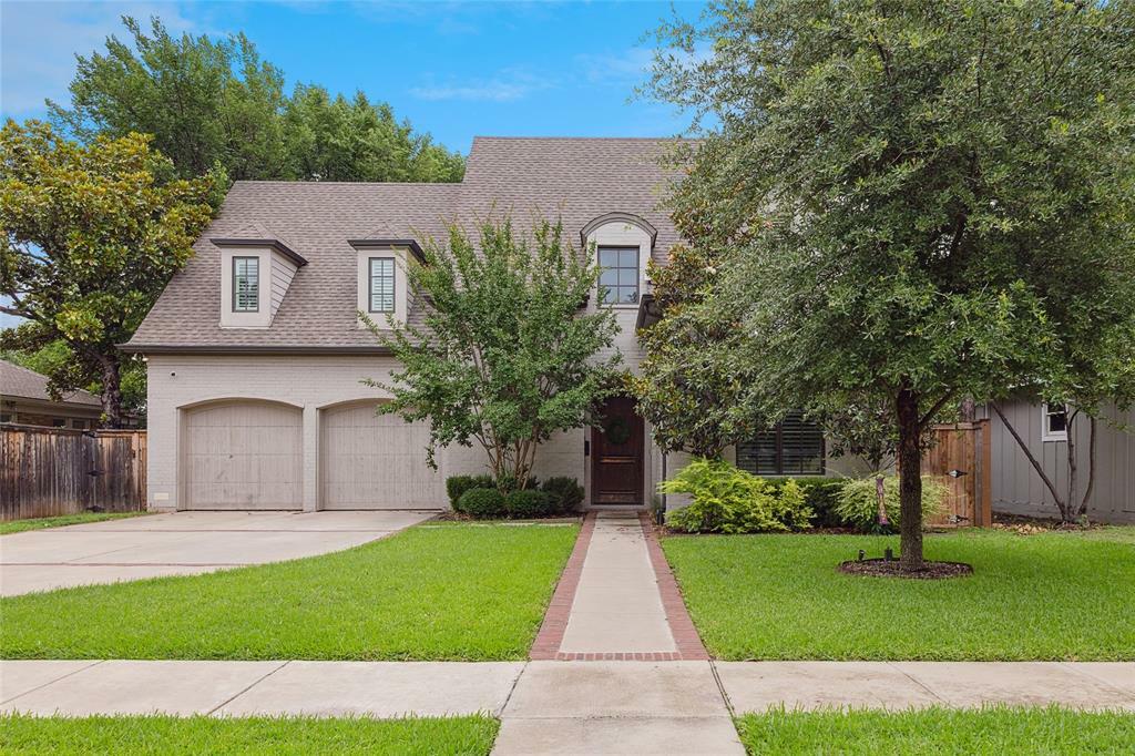 Property Photo: 2555 Waits Avenue TX 76109