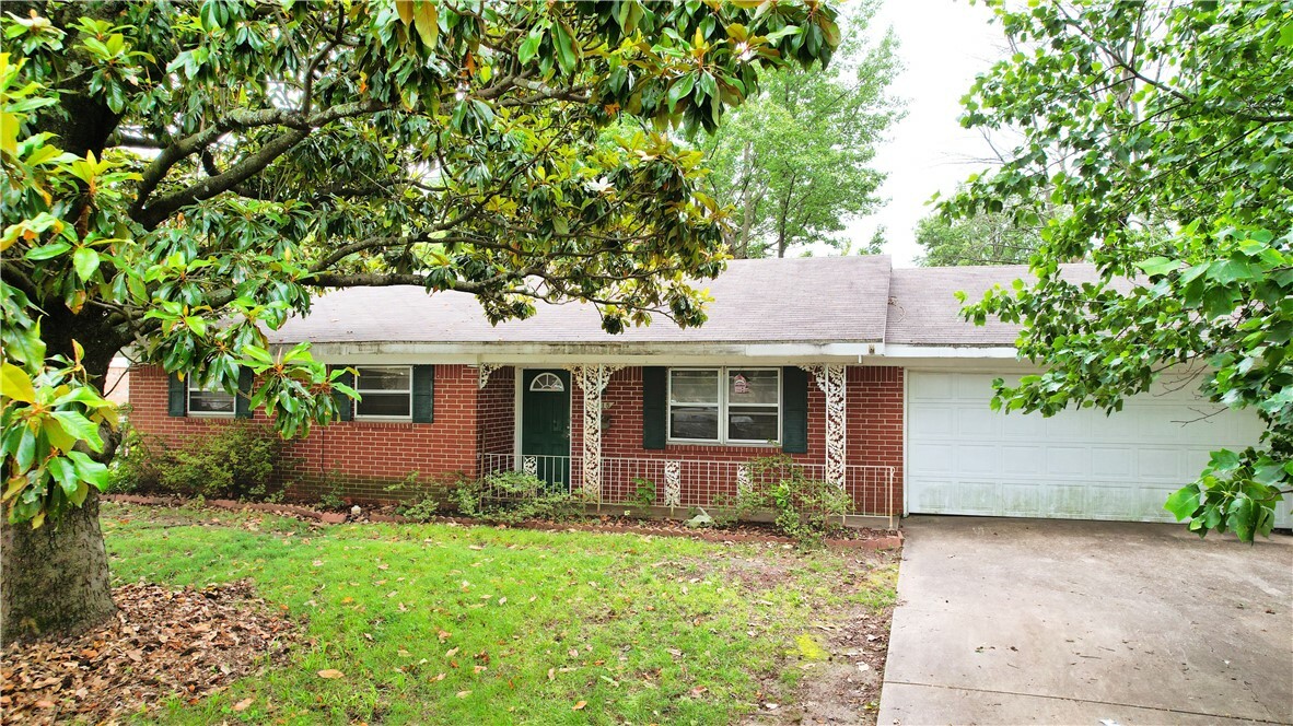 2115 Westwood Avenue  Springdale AR 72762 photo