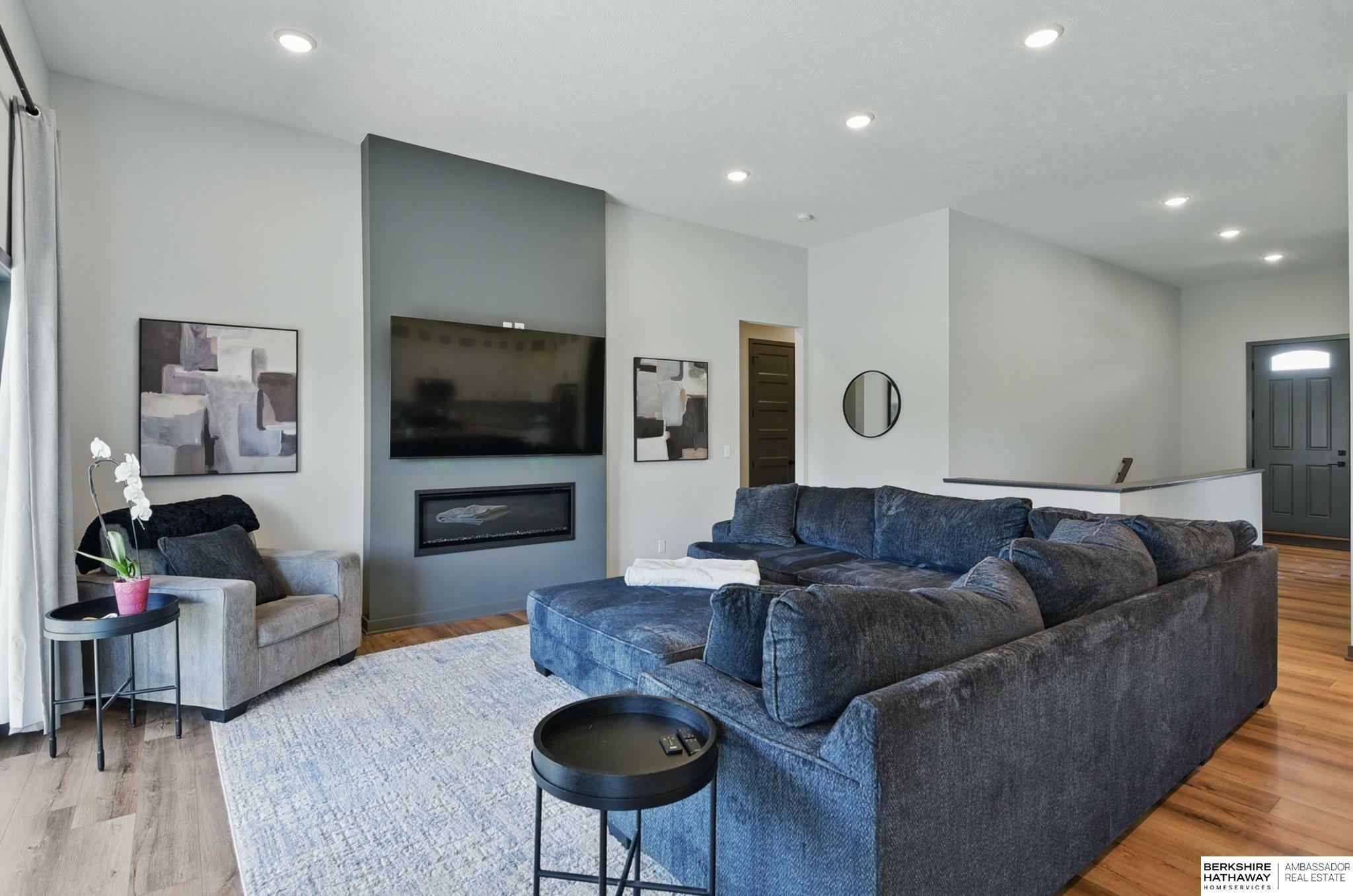 Property Photo: 20805 Hartman Avenue NE 68022