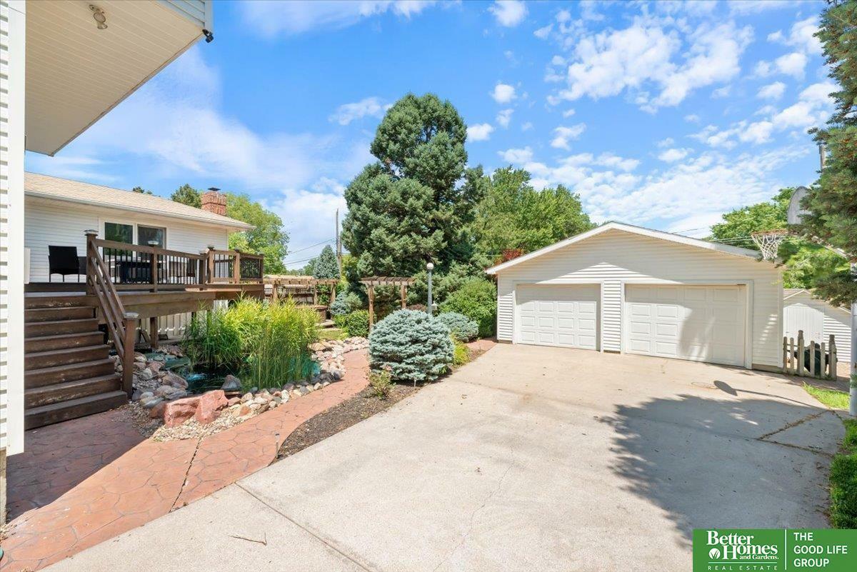 Property Photo: 754 10 Street NE 68446