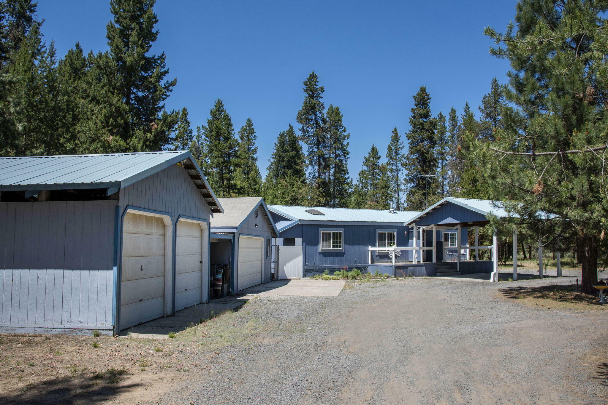 Property Photo: 16026 Twin Drive OR 97739