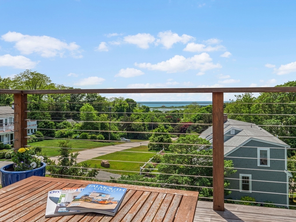 50 View Crest  Falmouth MA 02540 photo