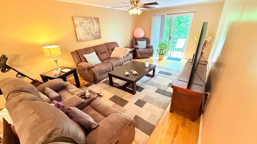 Property Photo:  13 Dallas Dr 308  MA 01826 