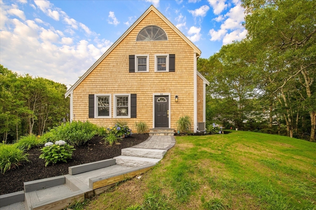 66 S West Dr  Dennis MA 02638 photo