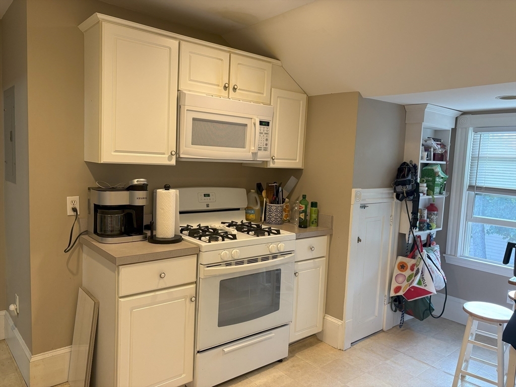 Property Photo: 392 Reedsdale 3 MA 02186