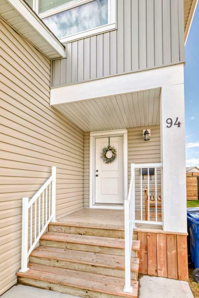 Property Photo: 94 Ava Crescent AB T4M 0M8