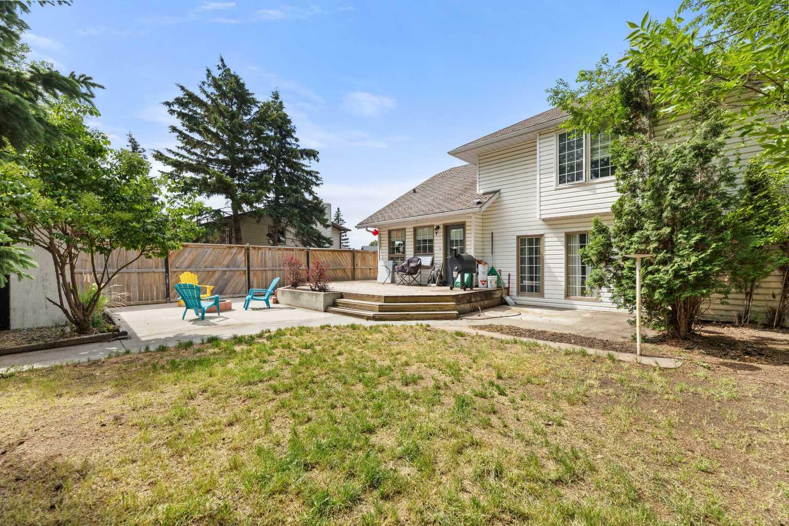 Property Photo: 94 Balsam Crescent AB T4H 1K9