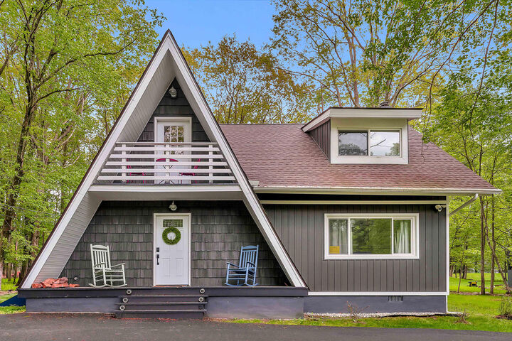 180 Linden Loop  Pocono Summit PA 18346 photo