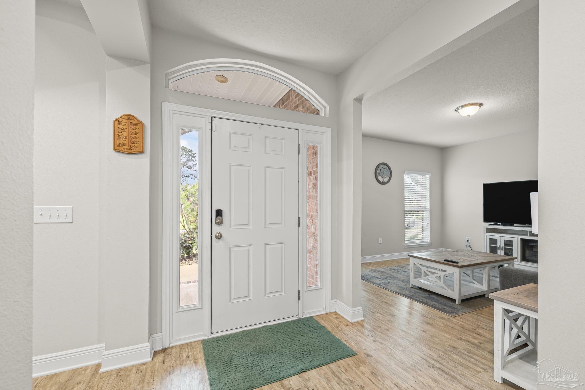 Property Photo: 3502 Moonstone Dr FL 32566