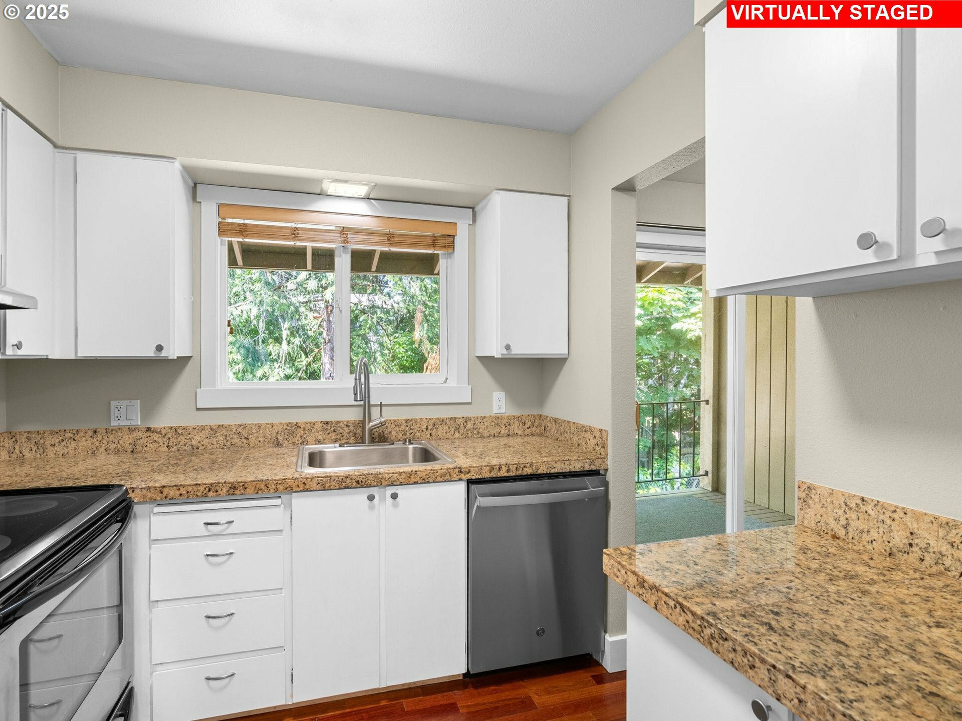 Property Photo: 6801 SW Terri Ct 60 OR 97225