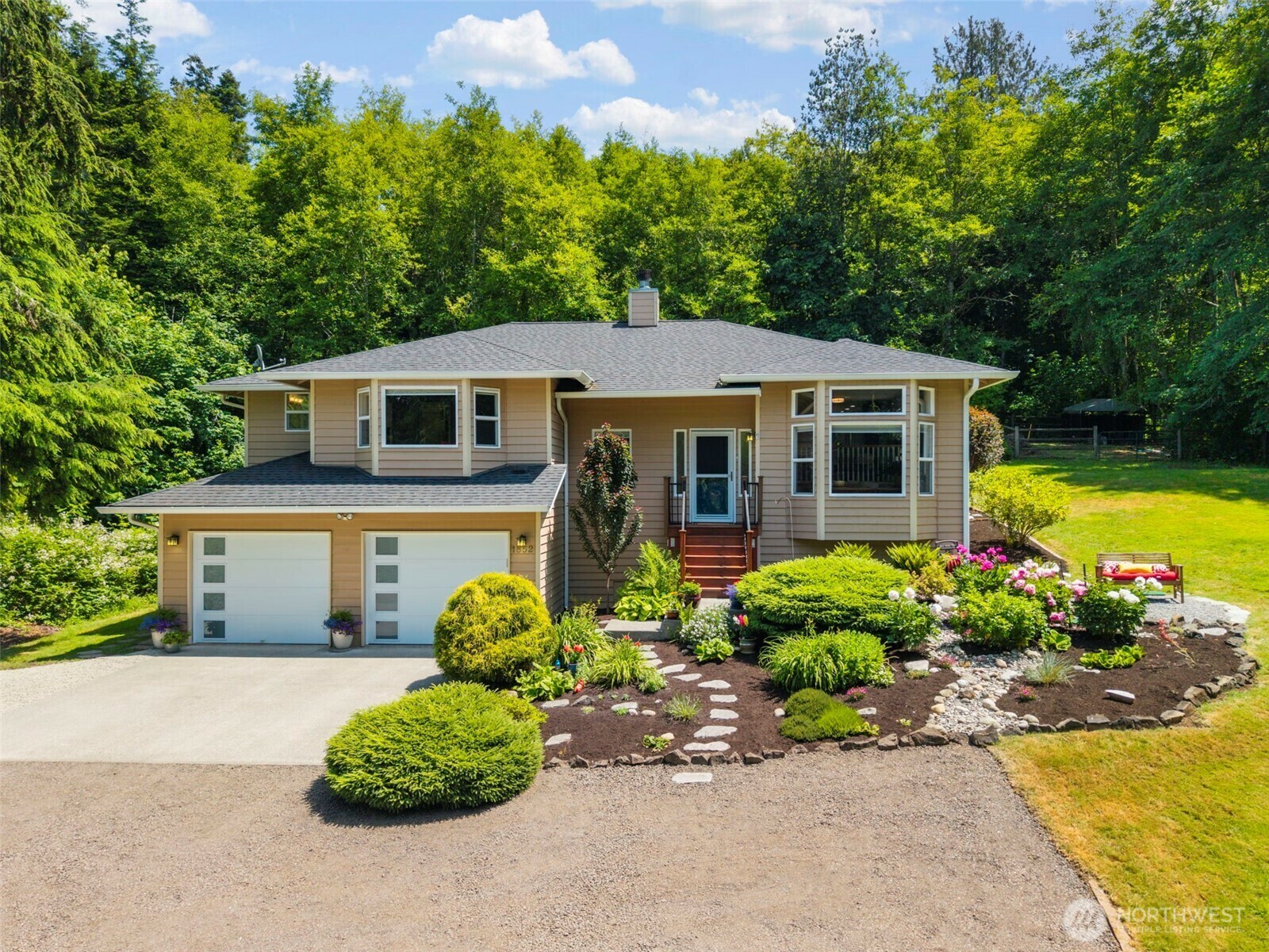 1852 NW Lutes Road  Poulsbo WA 98370 photo