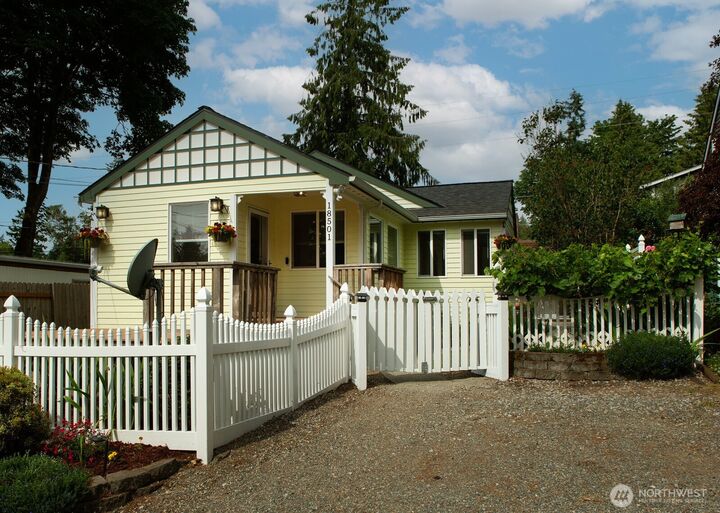 Property Photo:  18501  5th Avenue NE  WA 98392 