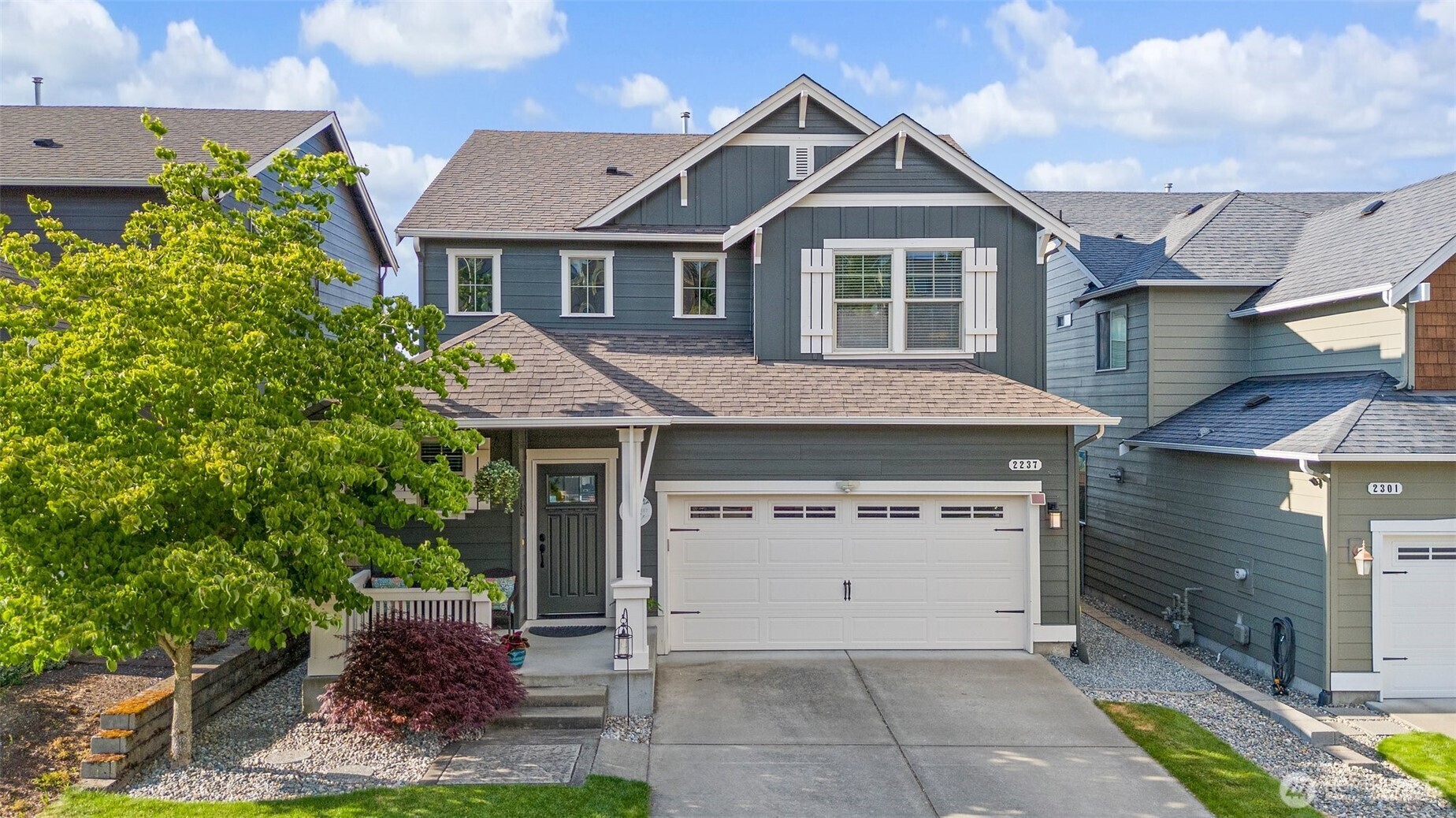 Property Photo: 2237 55th Street SE WA 98092