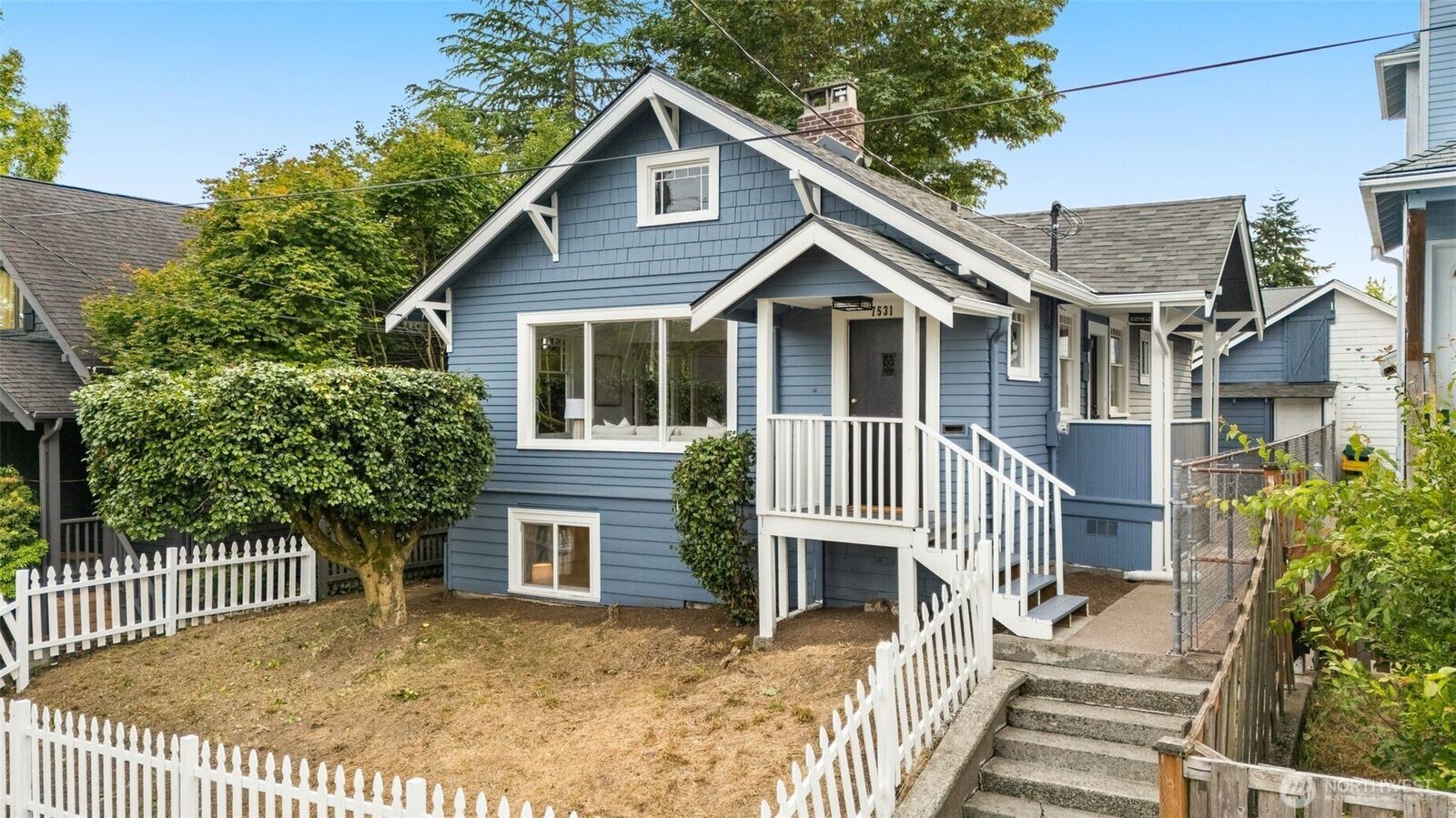 Property Photo:  7531  15th Avenue NE  WA 98115 