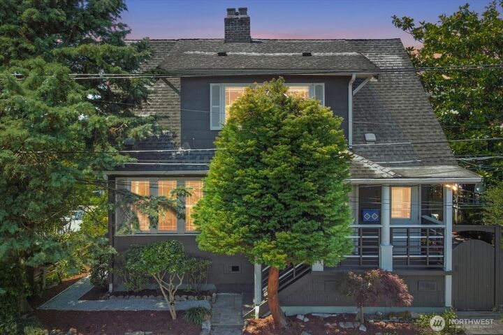 121  28th Avenue S  Seattle WA 98144 photo
