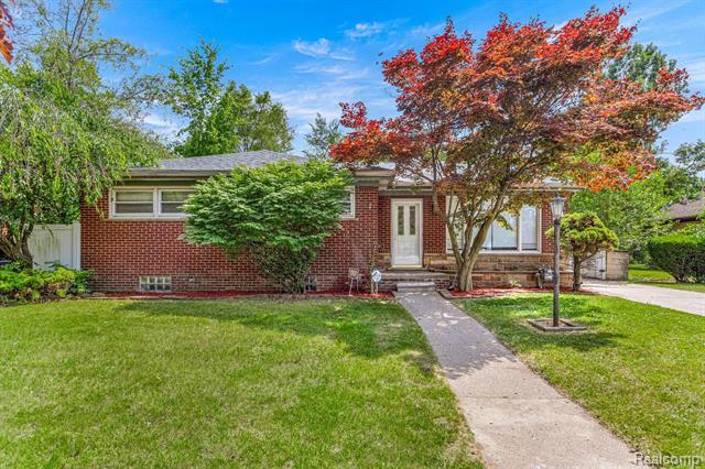 23621 Joy Road  Dearborn Heights MI 48127 photo