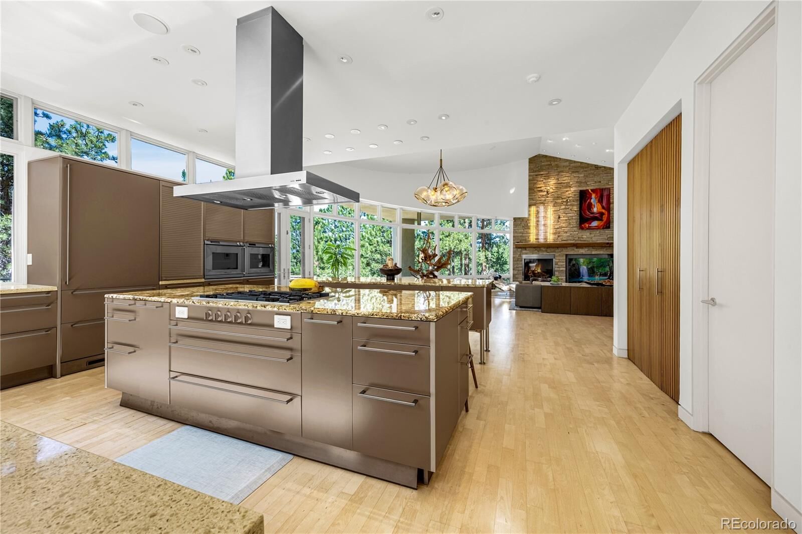 Property Photo: 1250 Dolan Drive CO 80132