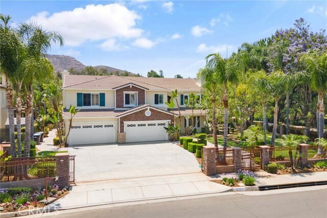 2394 Old Heritage Road  Riverside CA 92503 photo
