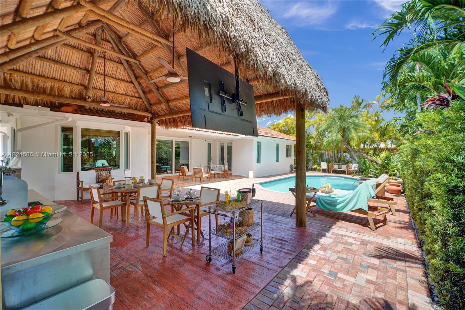 Property Photo:  14241 SW 30th St  FL 33175 