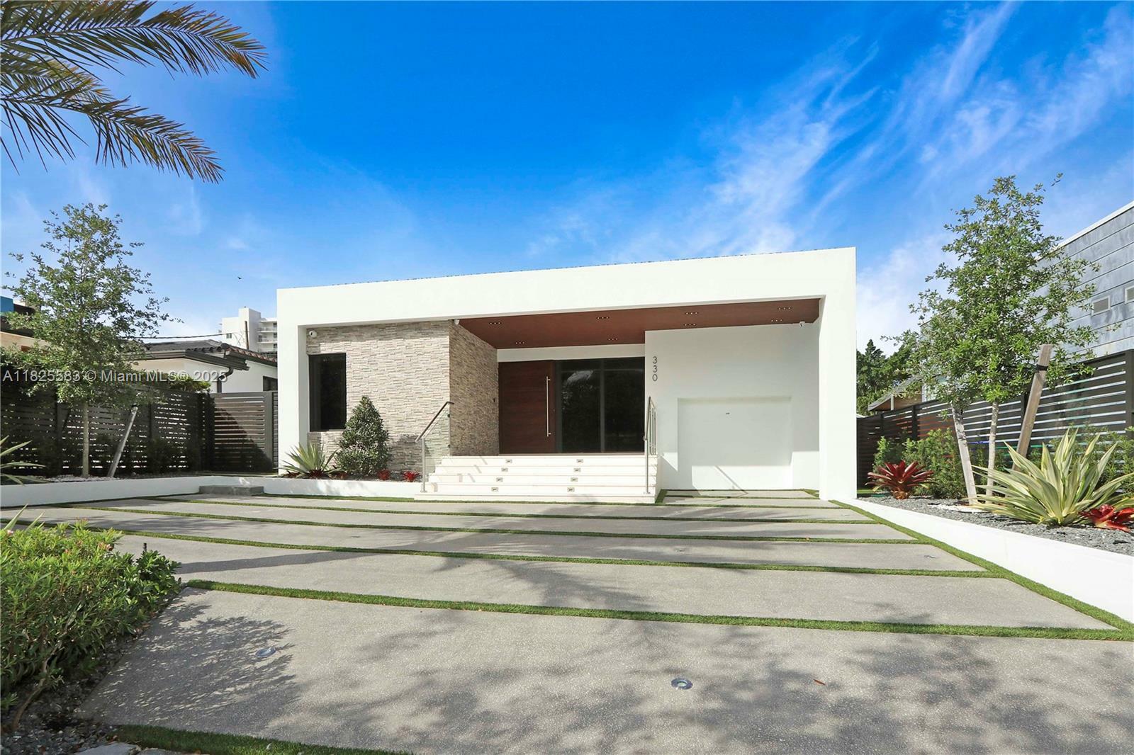 Property Photo: 330 SW 19th Rd 0 FL 33129