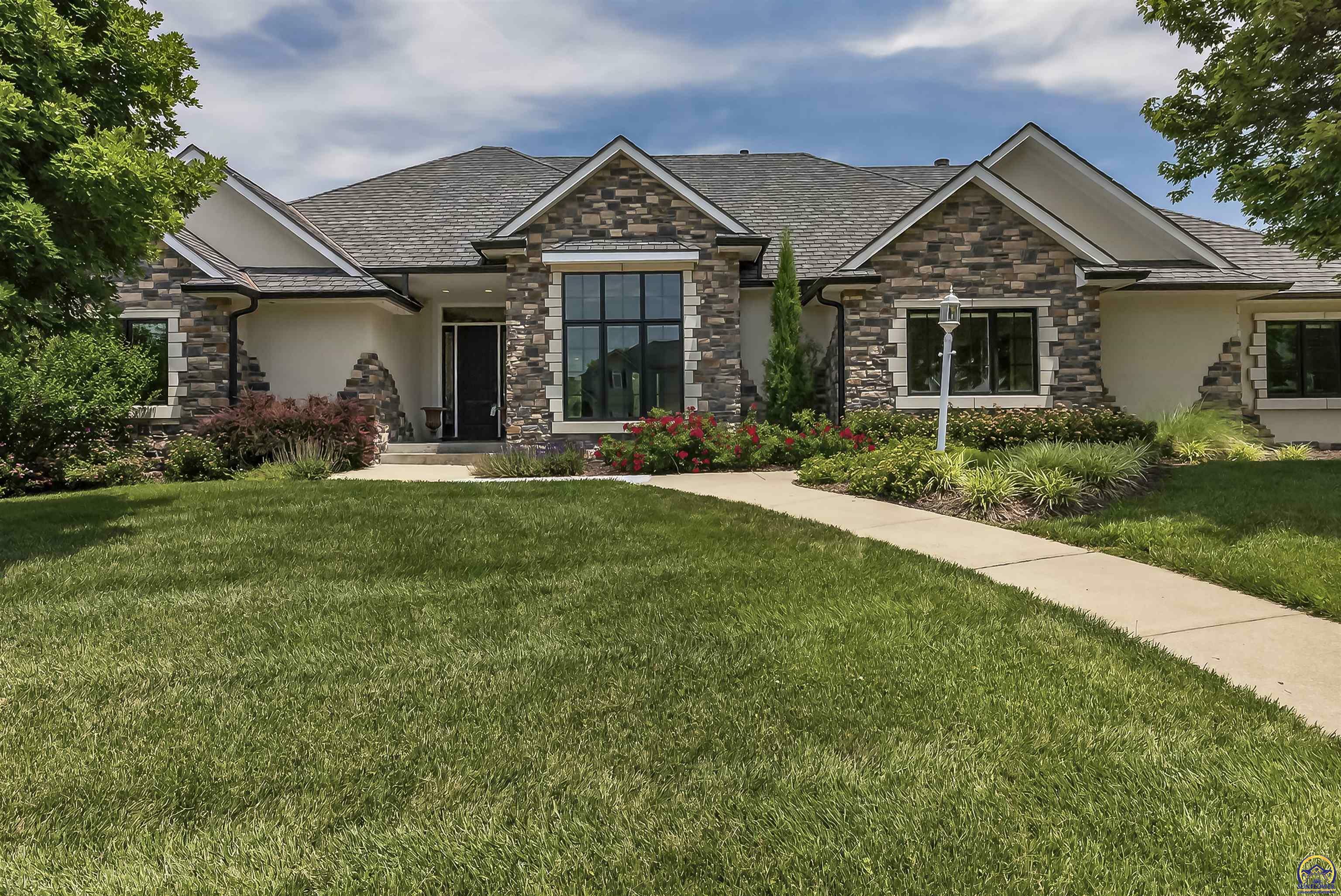 3742 SW Clarion Park Dr  Topeka KS 66610 photo