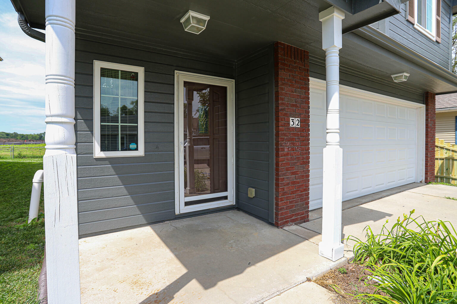 32 Huron  Circle  Council Bluffs IA 51501 photo