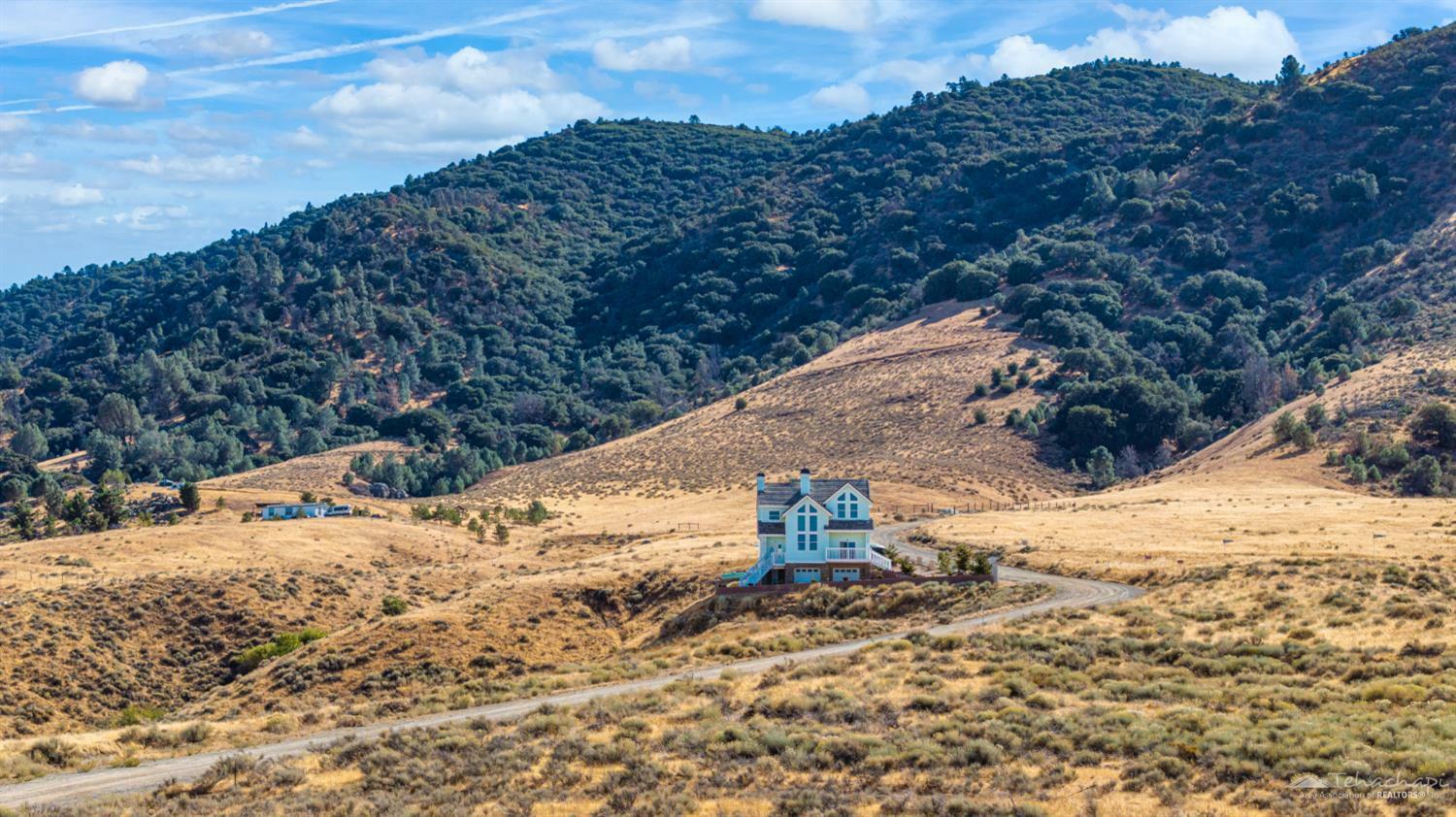 Property Photo: 19180 Siskiyou Dr CA