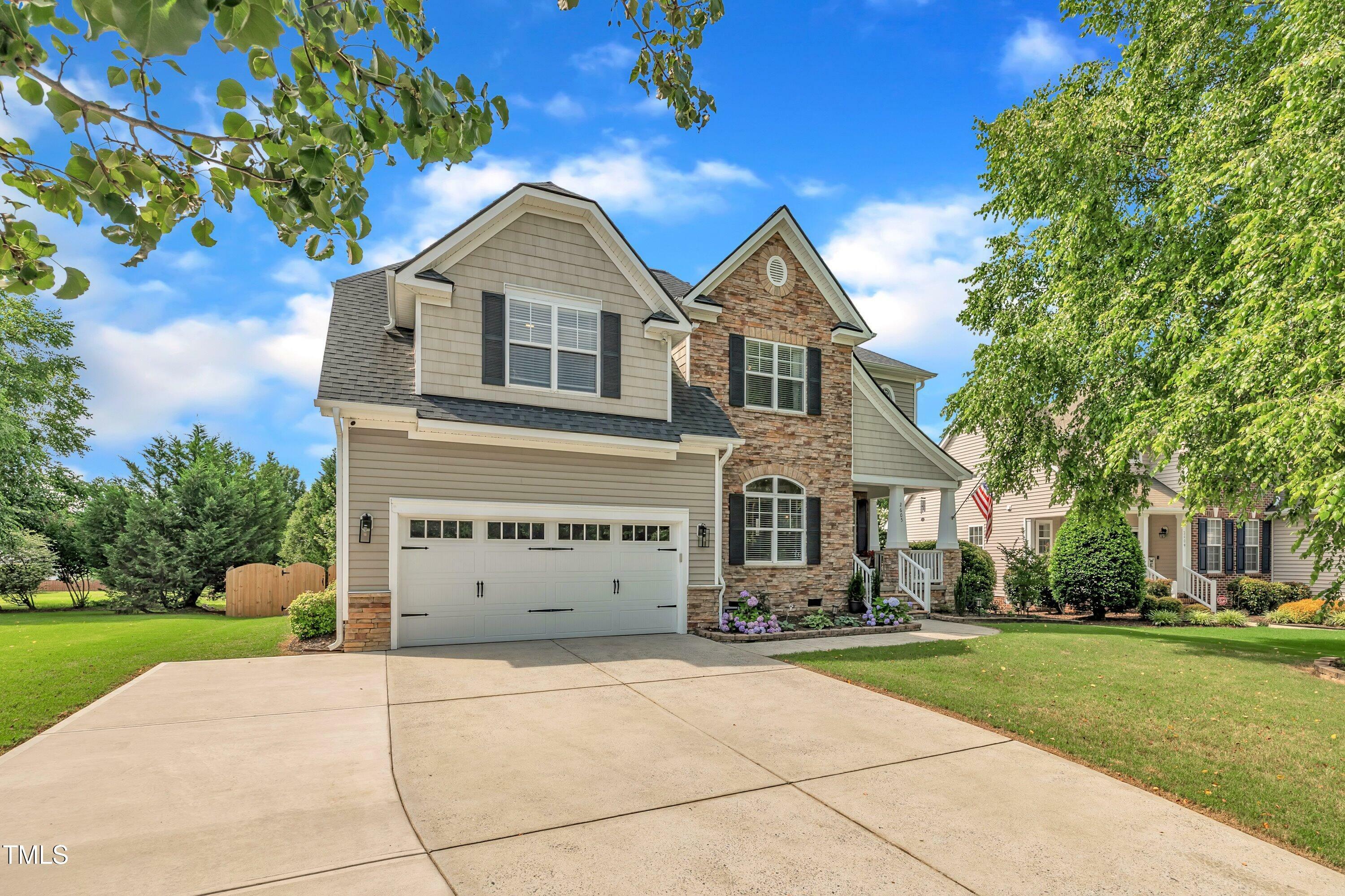Property Photo: 2605 Bloomsberry Ridge Drive NC 27526