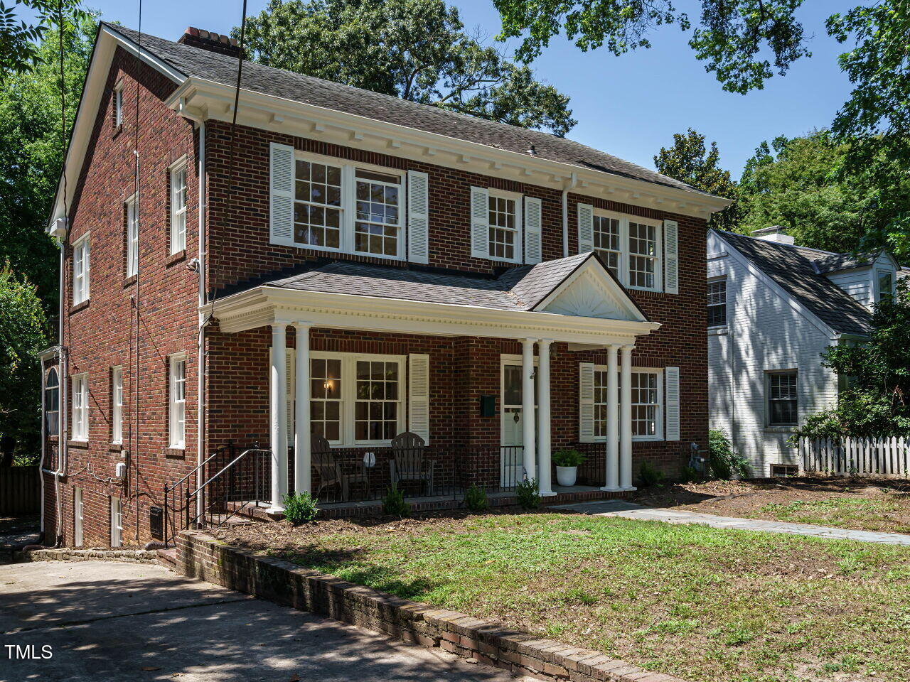 907 W Johnson Street  Raleigh NC 27605 photo