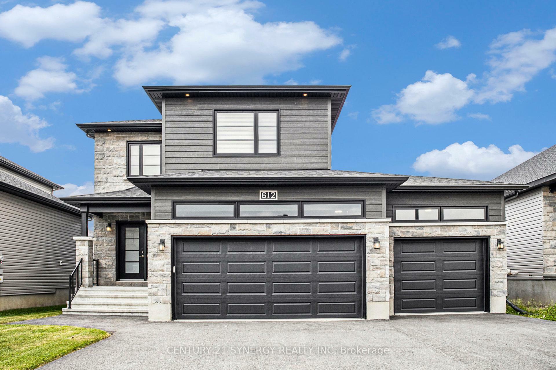 Photo de la propriété: 612 Geneva Crescent ON K0A 1W0