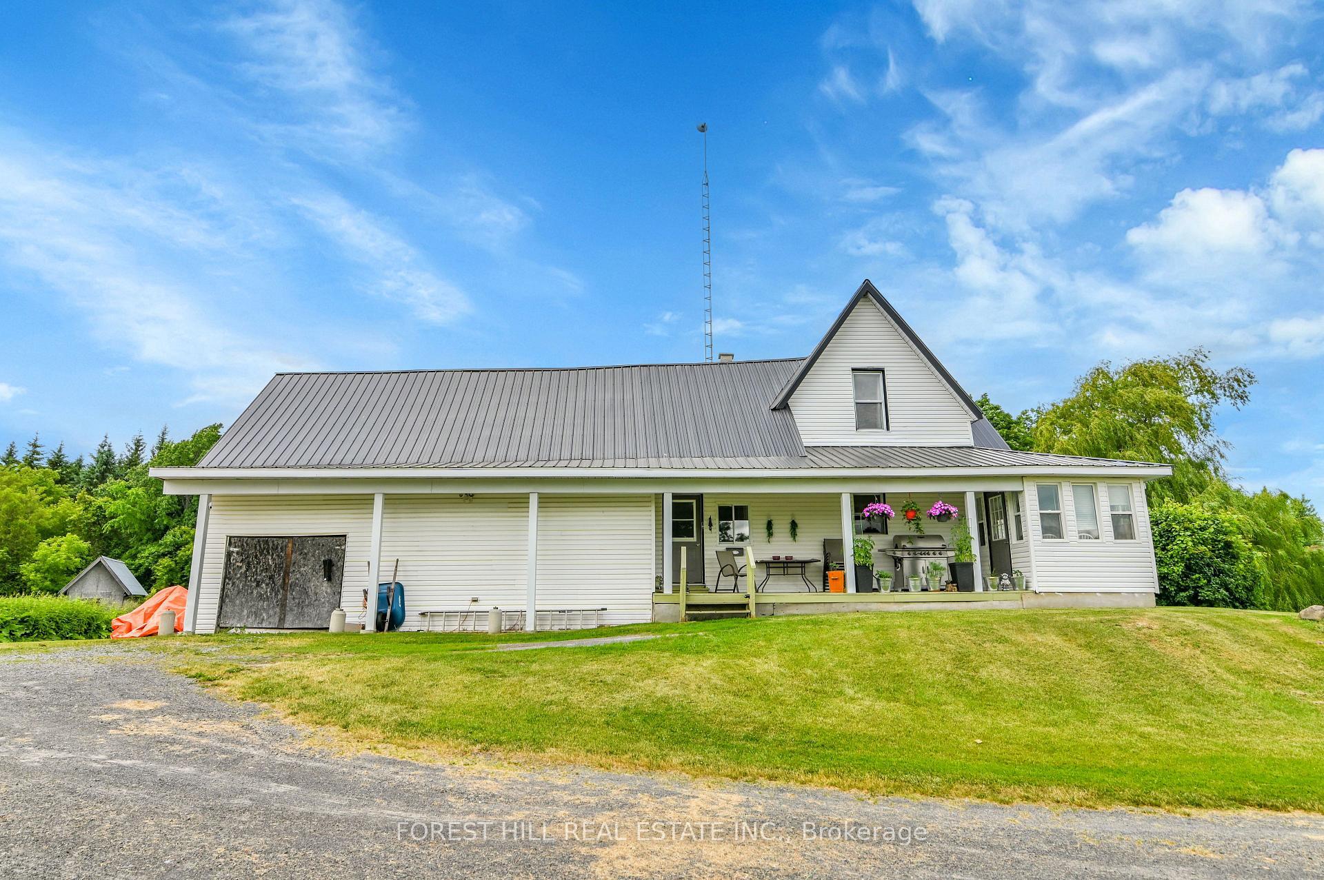 Property Photo:  3574 Avonmore Road  ON K0C 1C0 