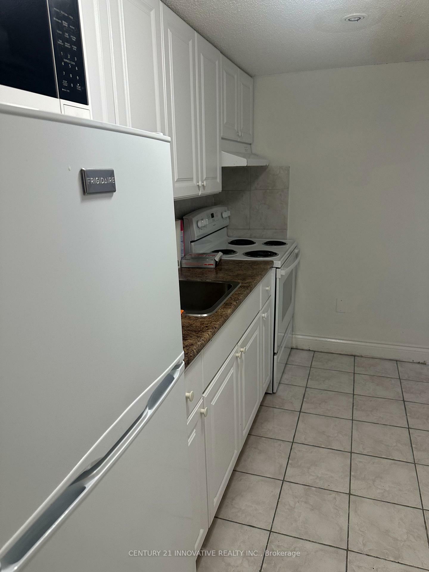 Property Photo: 308 Granby Court ON L1V 7B9