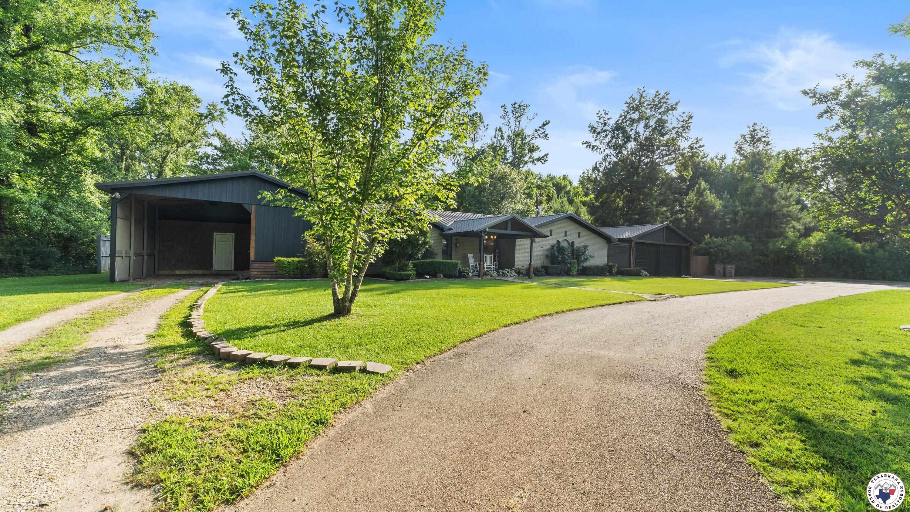 Property Photo: 525 Longhorn Rd TX 75567