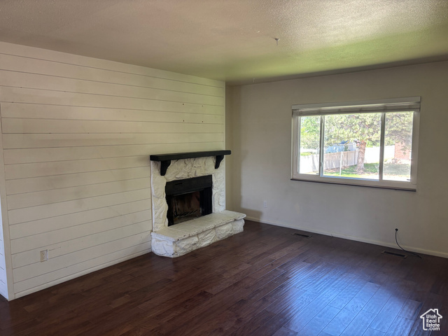 Property Photo:  332 W Amiron Way D  UT 84057 