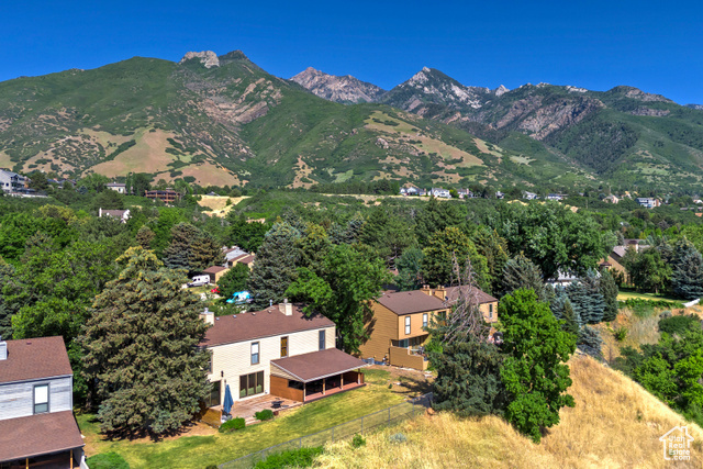 Property Photo: 8216 S Scandia Way UT 84093