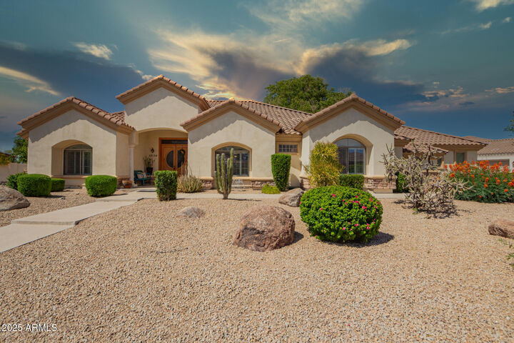 Property Photo:  5534 W Riviera Drive  AZ 85304