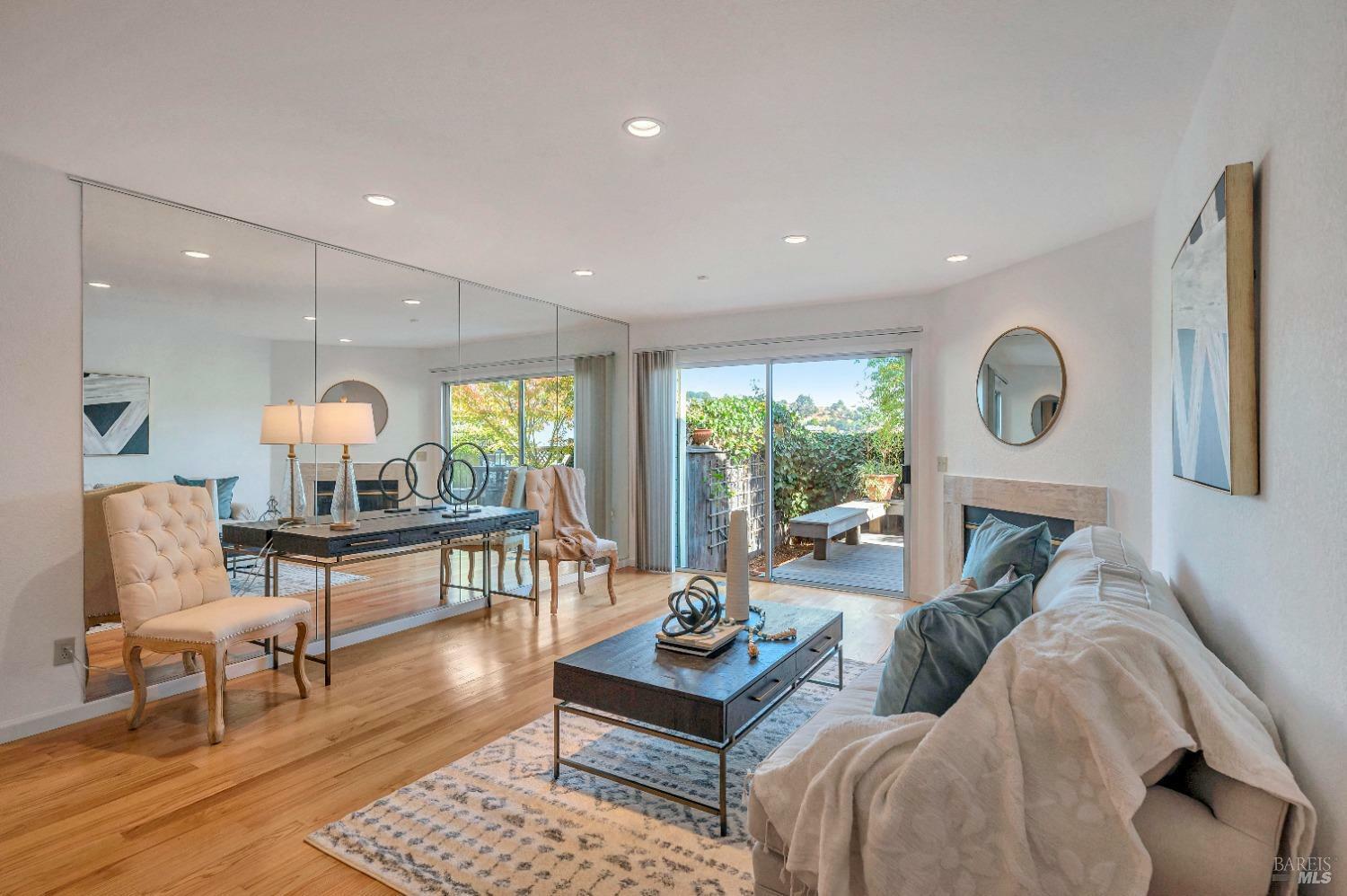 Property Photo: 16 Duxbury Cove CA 94901