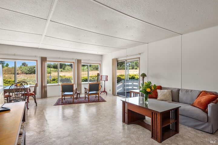 6670 Redwood Avenue  Sebastopol CA 95472 photo
