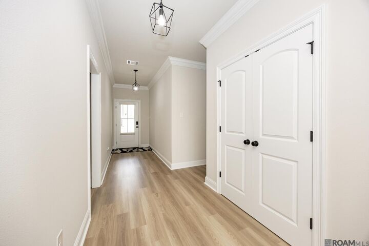 Property Photo:  1545 Cavalry Ave  LA 70791 