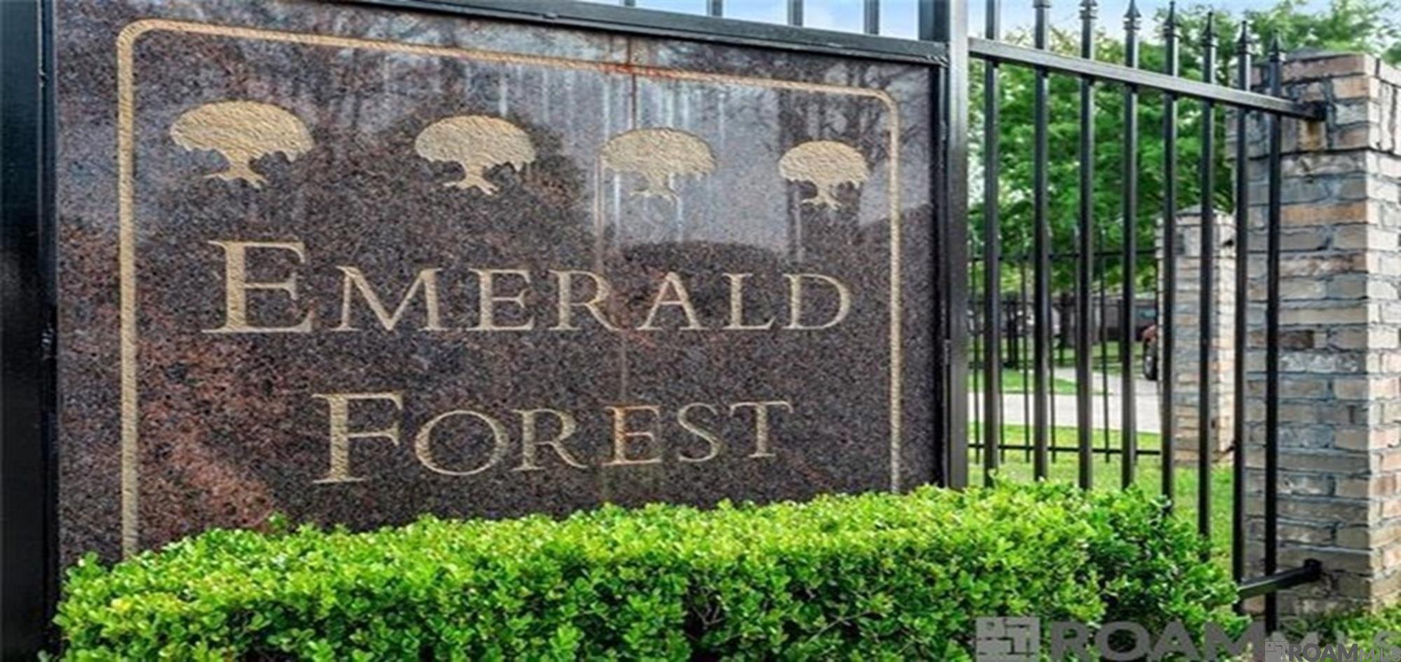 Property Photo: 350 Emerald Forest Blvd #26103 LA 70433