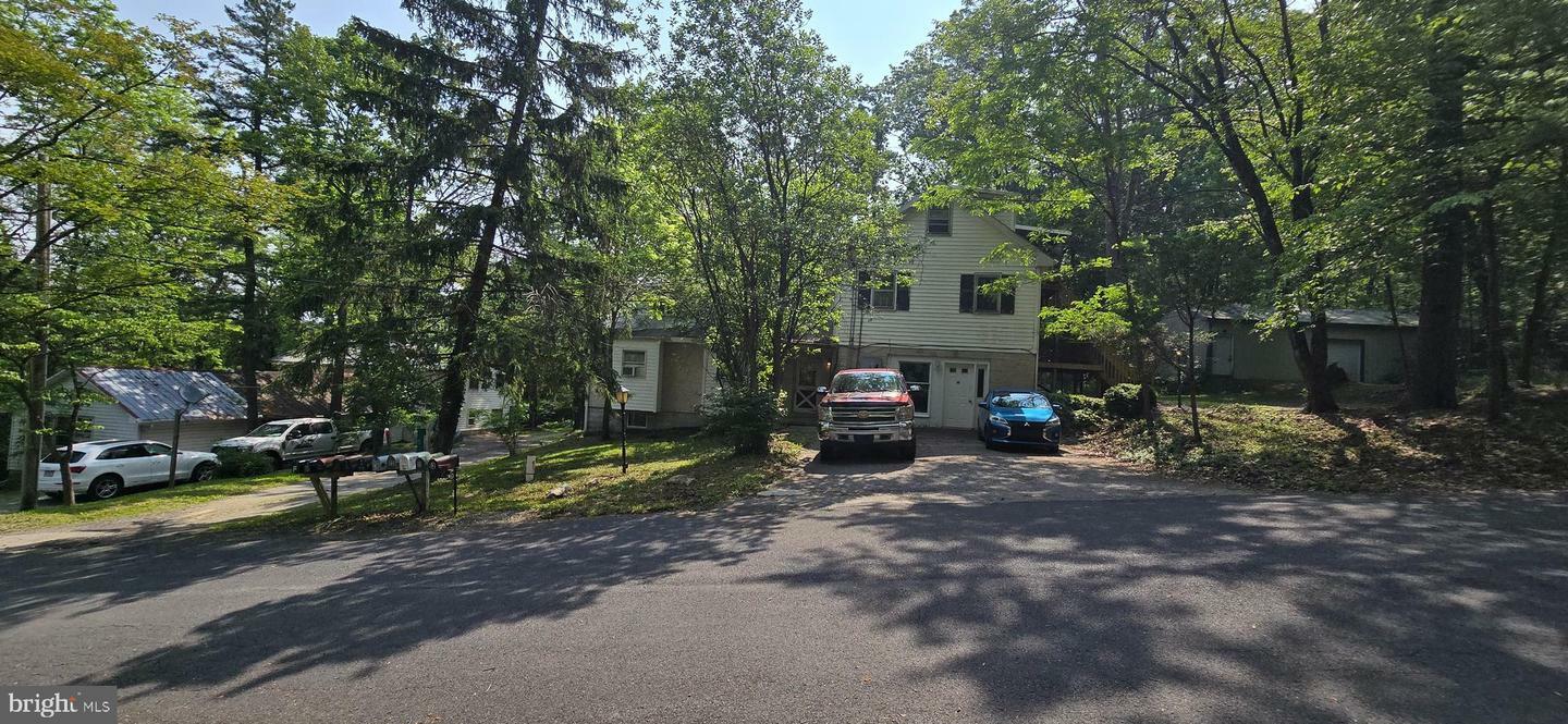 Property Photo: 3 &Amp 5 Albert Lane PA 17019