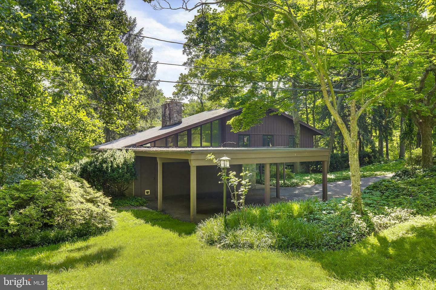 Property Photo: 20 Birch Court PA 17603