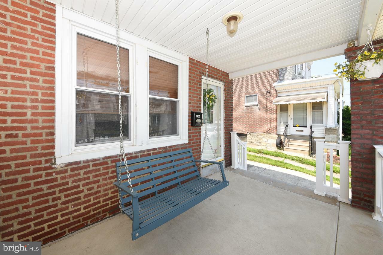 Property Photo: 7432 Rockwell Avenue PA 19111