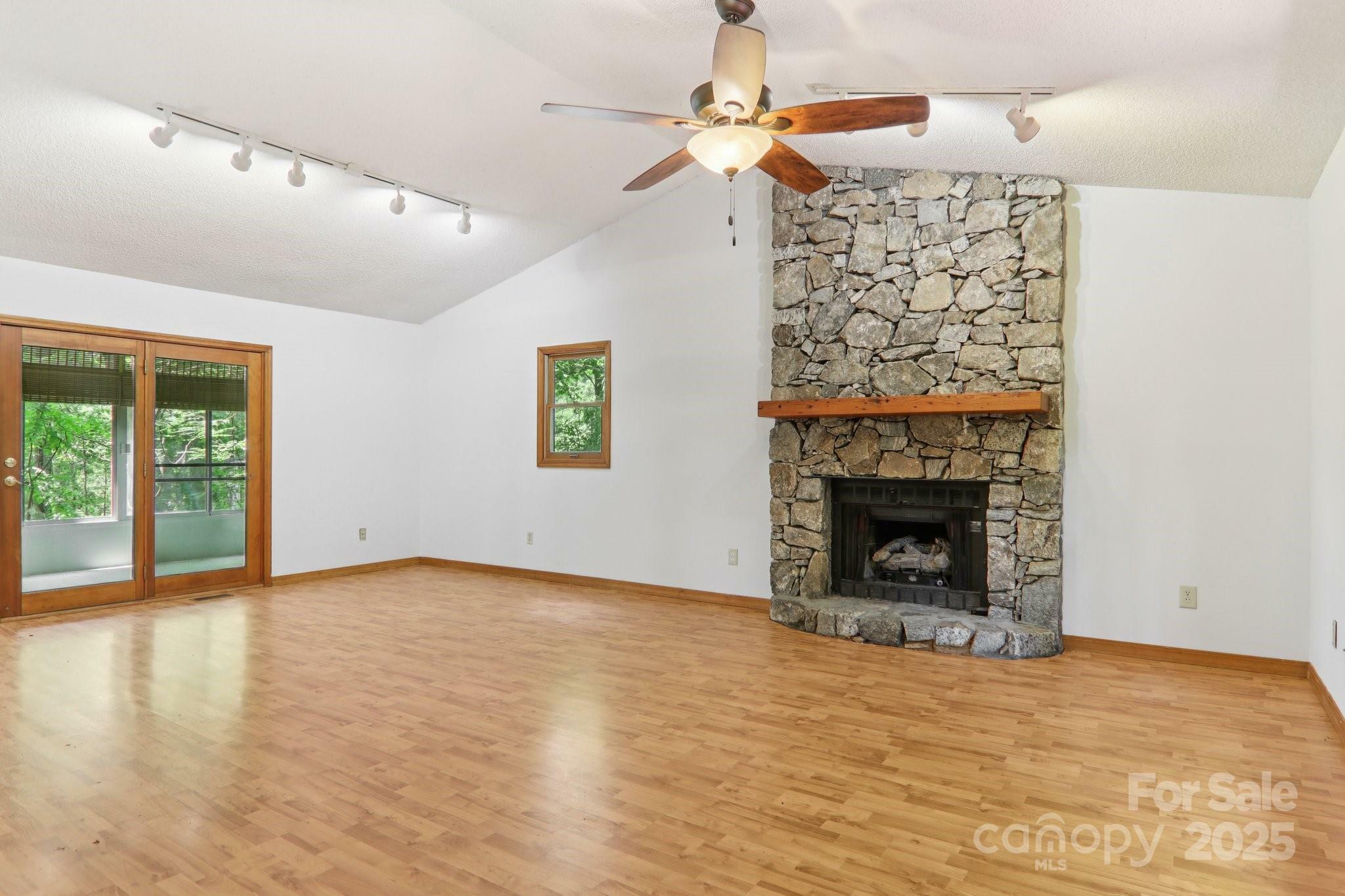 Property Photo: 58 Oak Terrace NC 28704