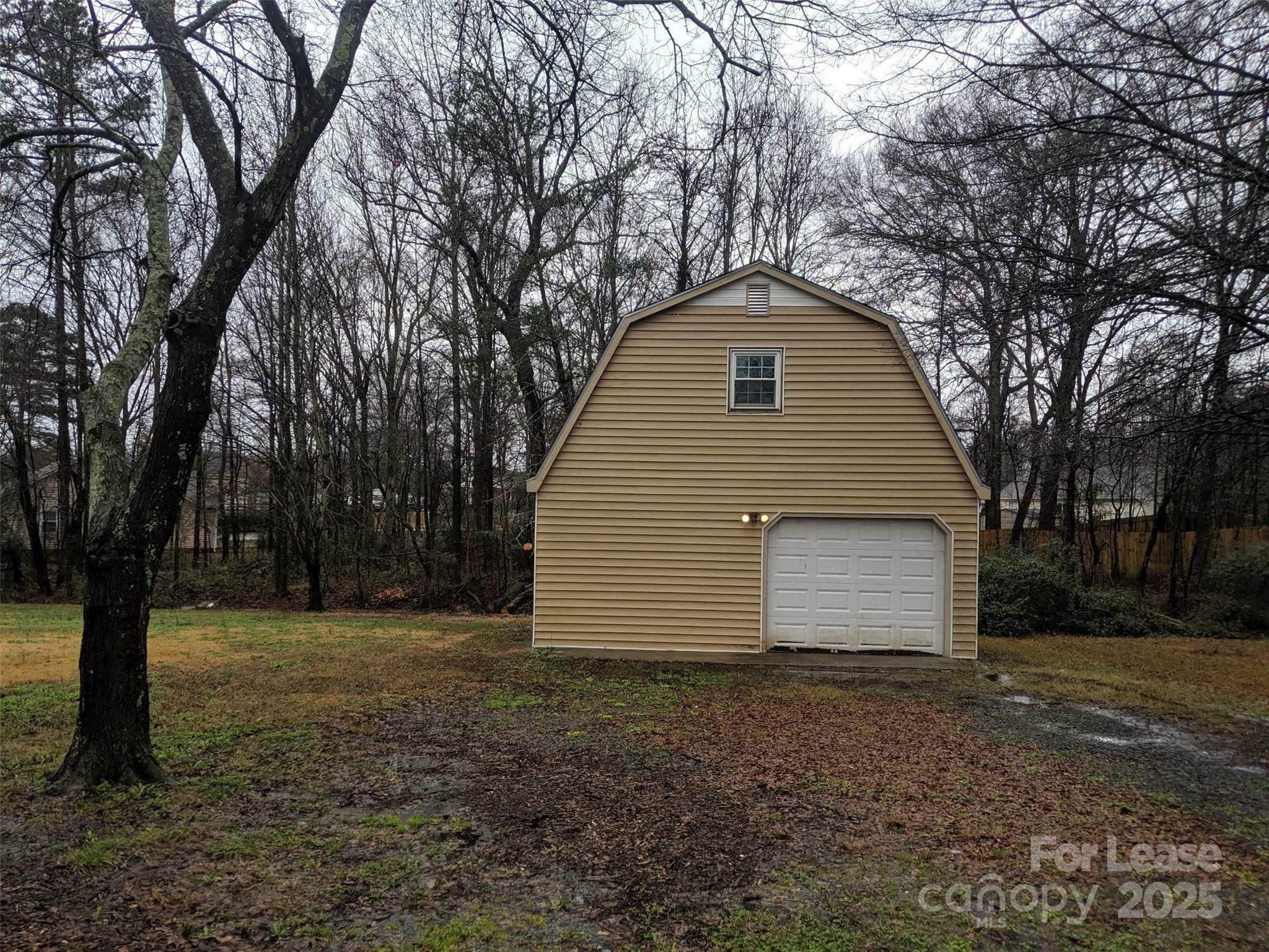 Property Photo: 632 Catawba Circle N NC 28104