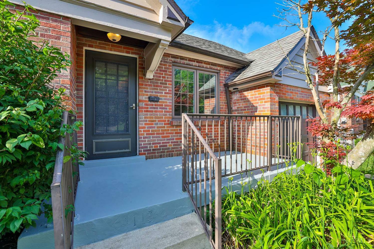 Property Photo: 4113 Paxton Avenue OH 45209