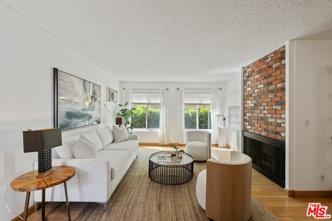 Property Photo: 1730 Camden Ave CA 90025