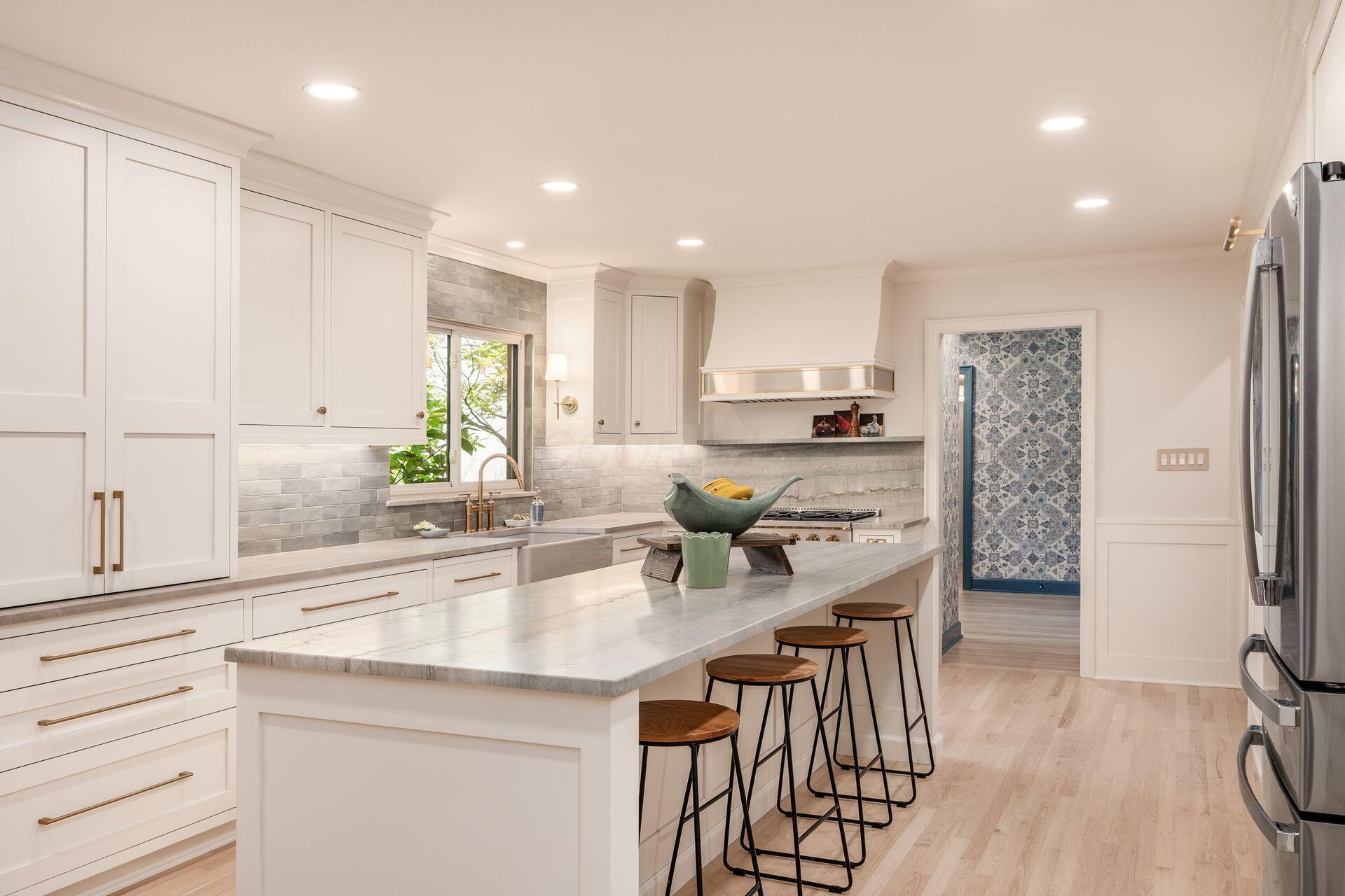Property Photo:  2841 Doncaster Road  OH 43221 